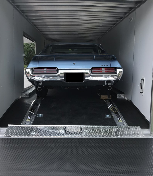 Enclosed Car Shipping Service